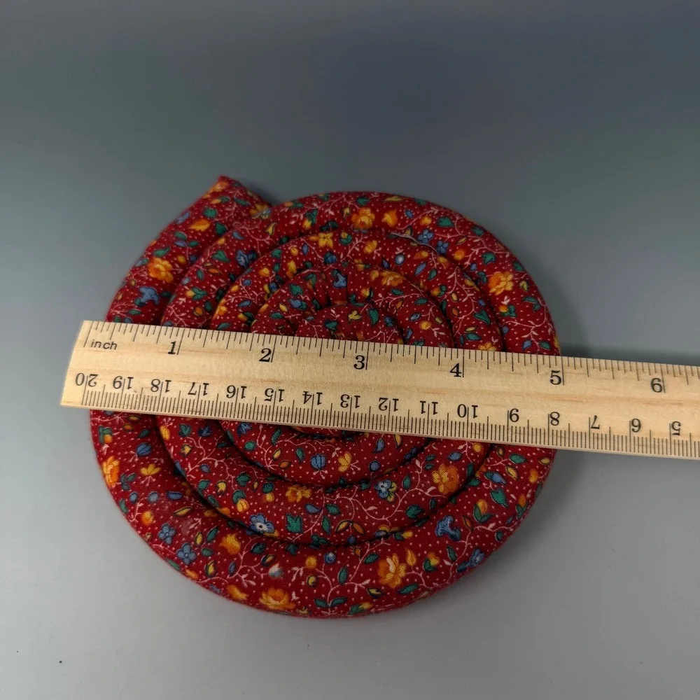 Vintage Red Floral Fabric Hot Pad Trivet Cinnamon Spice Scented 5 Inch Coil